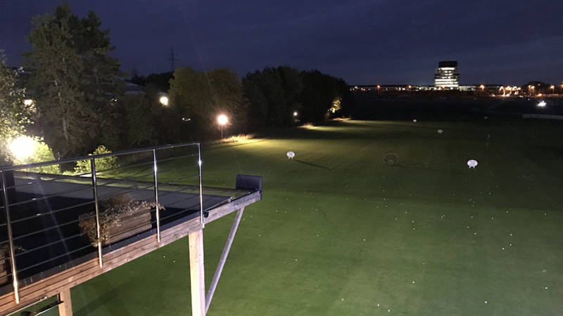 Lux Golf Center Nocturne